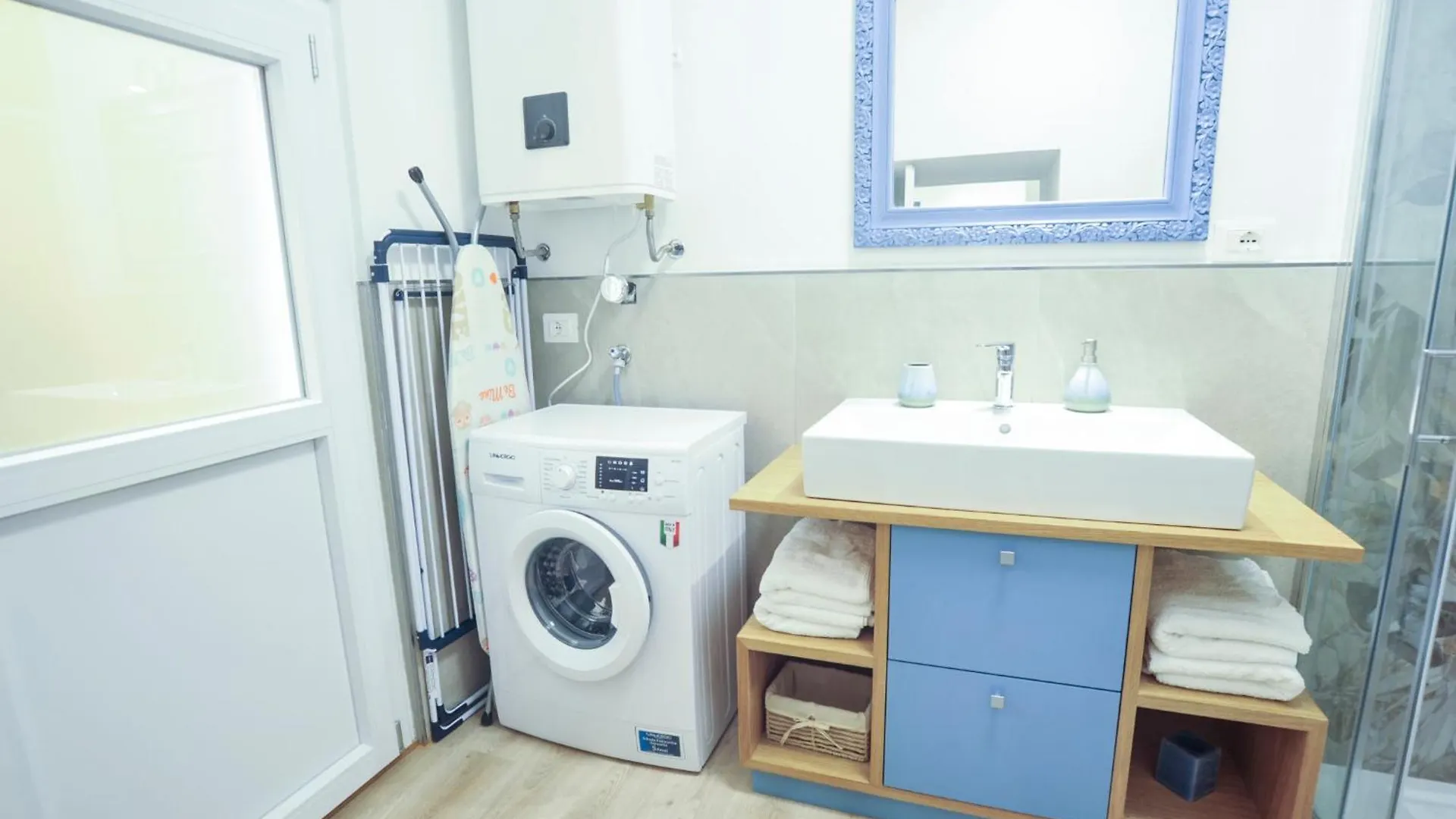 Casa Pepi City Center Sanremo Apartment