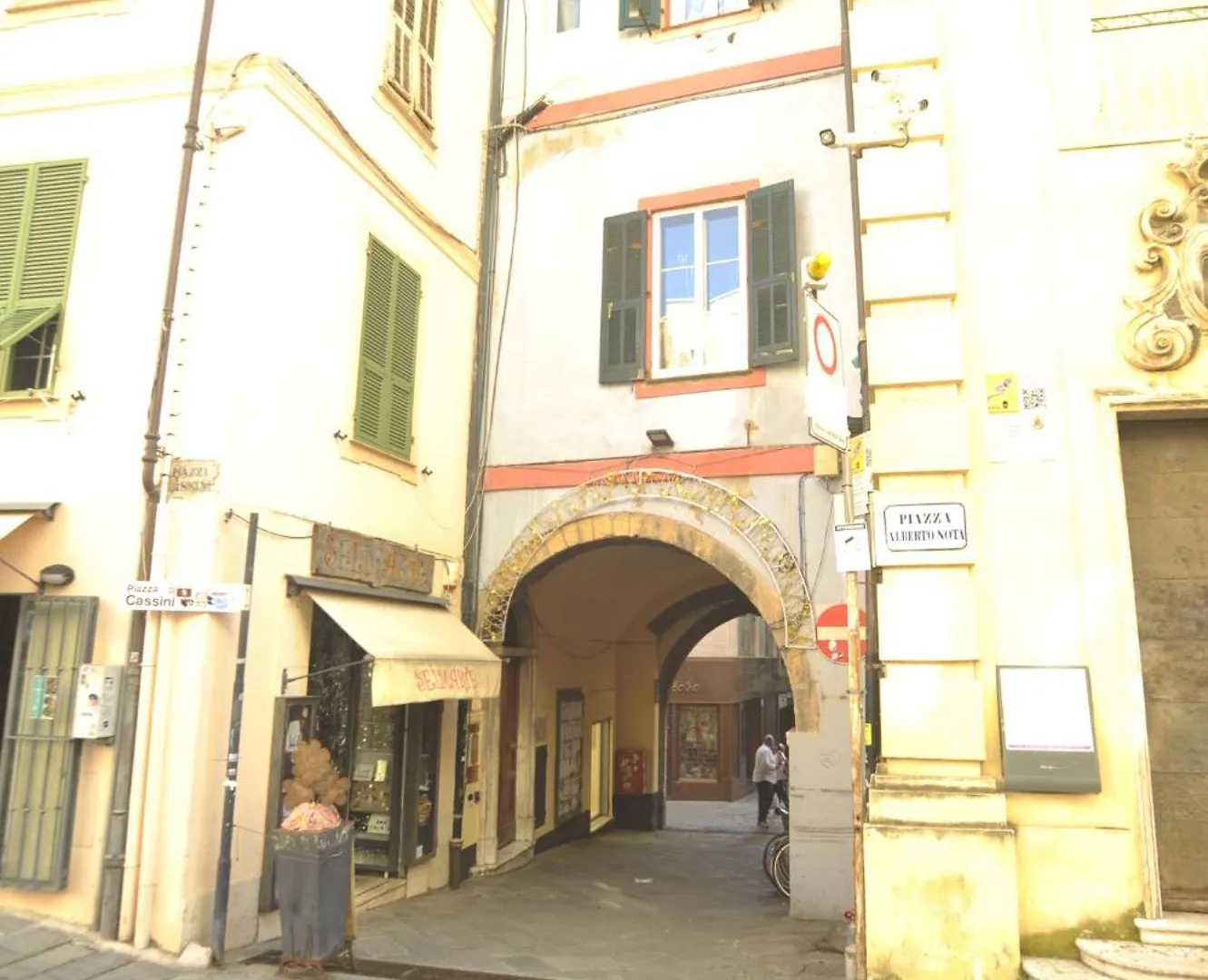 Lägenhet Casa Pepi City Center Sanremo Italien